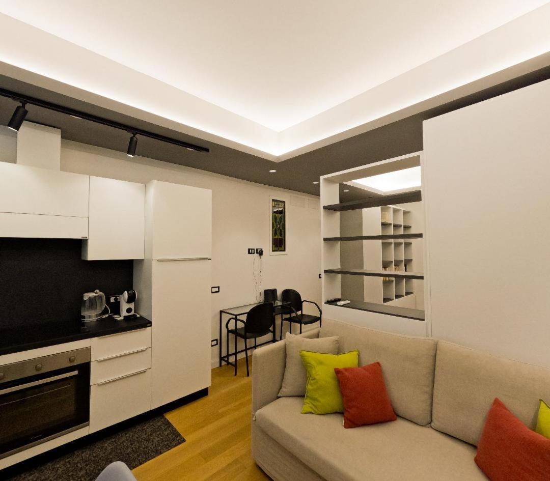 Apartamento Appia Metro A Colli Albani